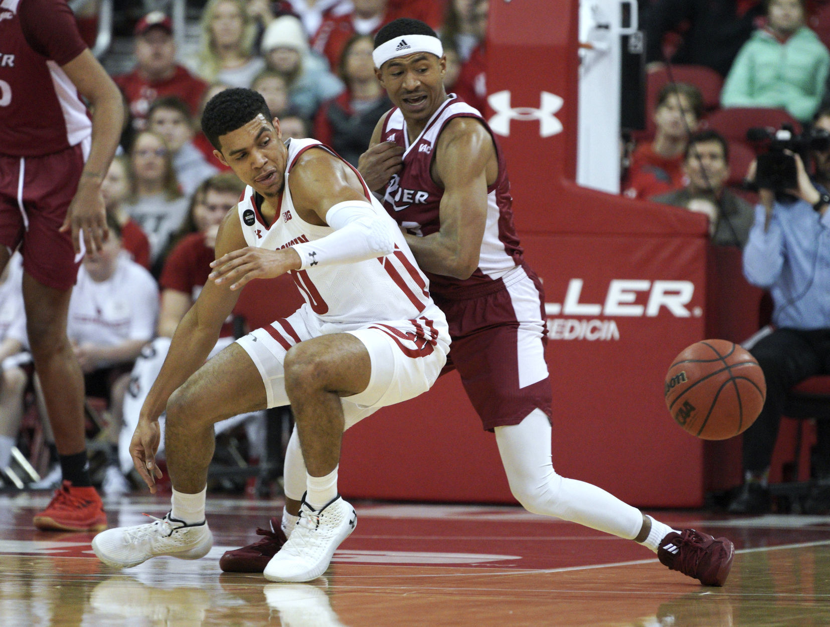 Badgers 65, Broncs 37